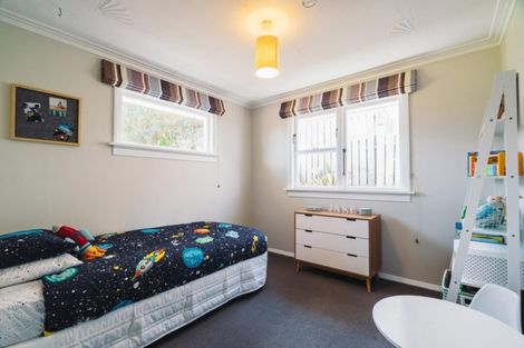 Photo of property in 60 Stephen Street, Halfway Bush, Dunedin, 9010