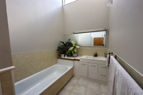 Photo of property in 1/166 Fairway Drive, Te Kamo, Whangarei, 0112