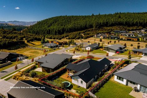 Photo of property in 63 Minaret Ridge, Wanaka, 9305