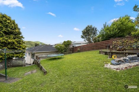 Photo of property in 70 Major Drive, Kelson, Lower Hutt, 5010