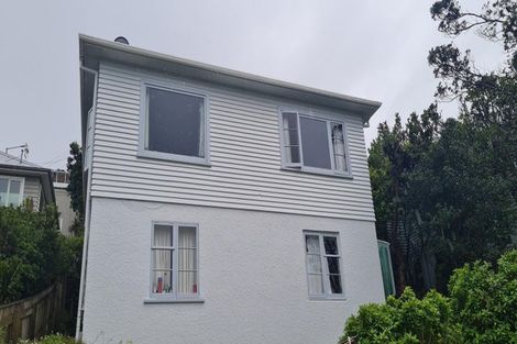 Photo of property in 19 Alexandra Road, Roseneath, Wellington, 6021