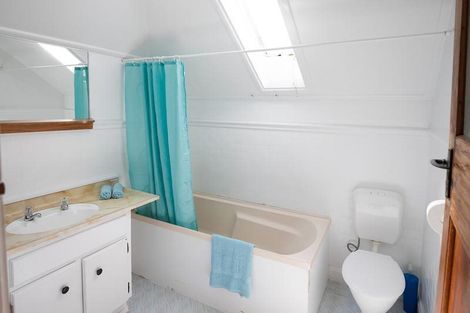 Photo of property in 10 Saint Heliers Court, Clyde Hill, Dunedin, 9011