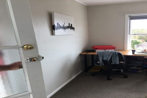 Photo of property in 1/32 Simkin Avenue, St Johns, Auckland, 1072