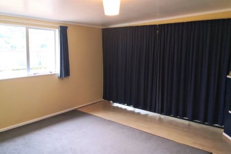 Photo of property in 23 Rembrandt Avenue, Tawa, Wellington, 5028