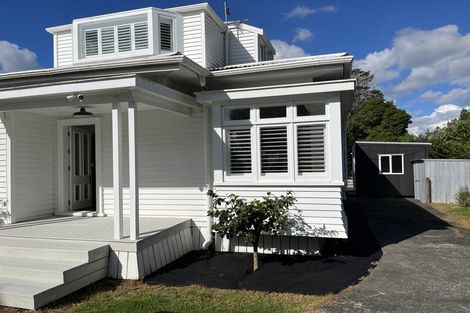 Photo of property in 5 Riverlea Road, Whenuapai, Auckland, 0618