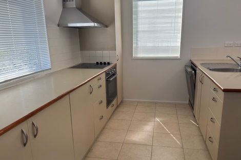 Photo of property in 38 Opito Way, East Tamaki, Auckland, 2013