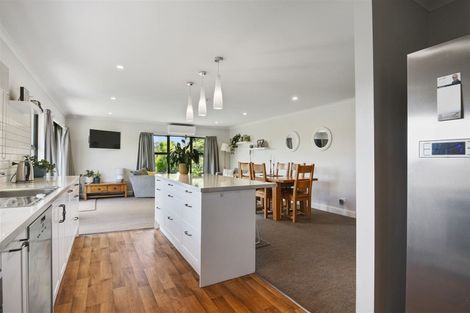 Photo of property in 28 Neudorf Road, Upper Moutere, 7175