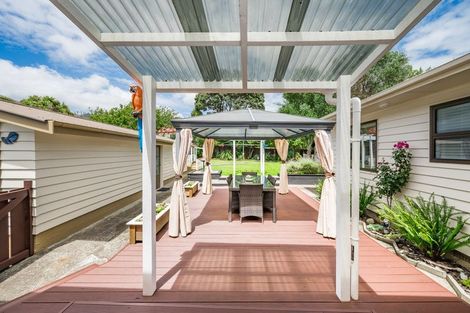 Photo of property in 42 Kaitawa Crescent, Paraparaumu, 5032