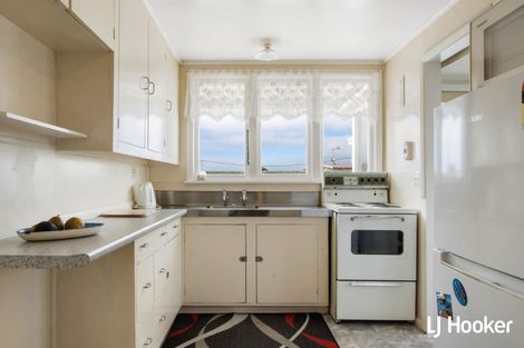 Photo of property in 1 Hinemoa Road, Waihi Beach, 3611