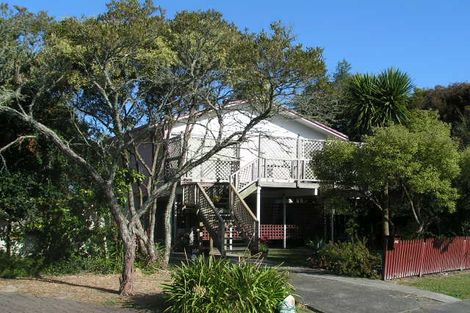 Photo of property in 141 Sunnynook Road, Forrest Hill, Auckland, 0620