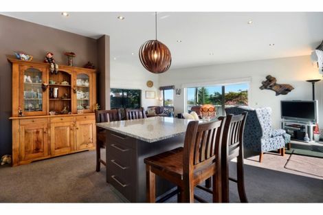 Photo of property in 355 Princes Drive, Britannia Heights, Nelson, 7010