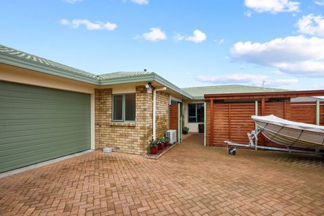 Photo of property in 29 Admiral Crescent, Flagstaff, Hamilton, 3210