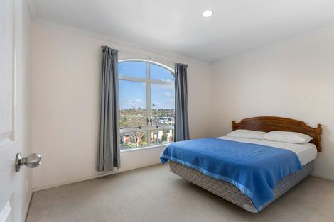 Photo of property in 19 Belgate Place, Somerville, Auckland, 2014
