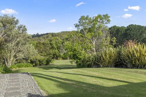 Photo of property in 97 Shaw Road, Oratia, Auckland, 0604
