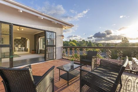 Photo of property in 1/269 Titirangi Road, Titirangi, Auckland, 0604