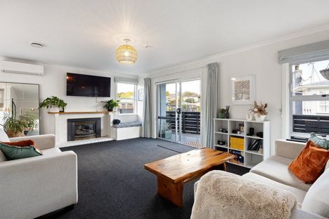 Photo of property in 14 Manapouri Place, Glenview, Hamilton, 3206