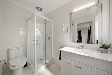 Photo of property in 2/26 Esmonde Road, Takapuna, Auckland, 0622