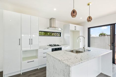 Photo of property in 125 Cambridge Street, Levin, 5510