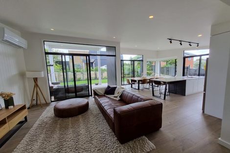 Photo of property in 4a Manon Crescent, Greenhithe, Auckland, 0632