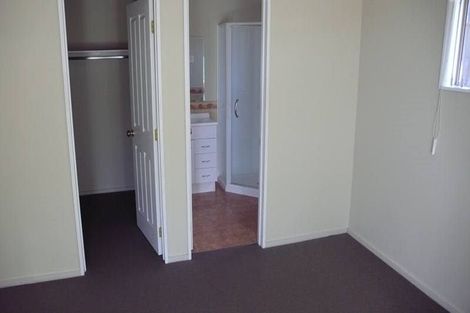 Photo of property in 223 Triangle Road, Massey, Auckland, 0614