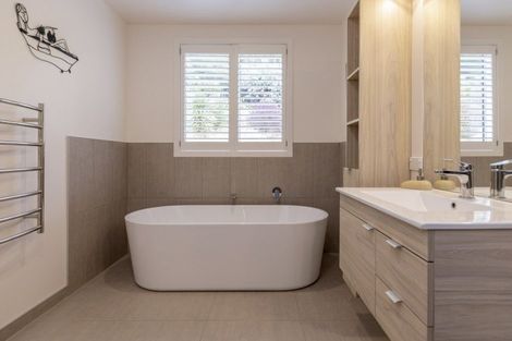 Photo of property in 66 Ramsay Drive, Acacia Bay, Taupo, 3385