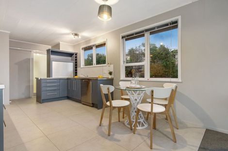 Photo of property in 25 Japonica Drive, Beach Haven, Auckland, 0626