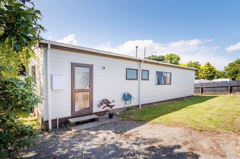 Photo of property in 18a Montrose Place, Takaro, Palmerston North, 4412