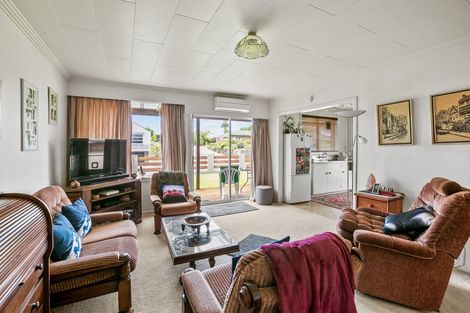 Photo of property in 16a Mangorei Road, Strandon, New Plymouth, 4312