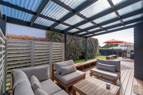 Photo of property in 56 Hahei Beach Road, Hahei, Whitianga, 3591