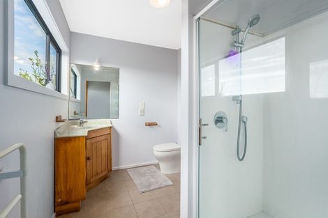 Photo of property in 15 Cobar Close, Maupuia, Wellington, 6022