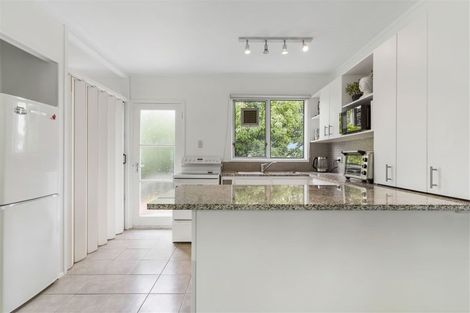 Photo of property in 2/14 Pegler Drive, Howick, Auckland, 2014