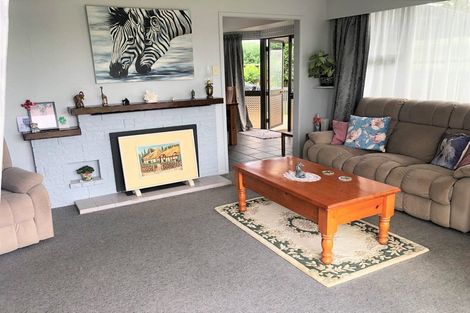 Photo of property in 17 Winston Street, Tikipunga, Whangarei, 0112