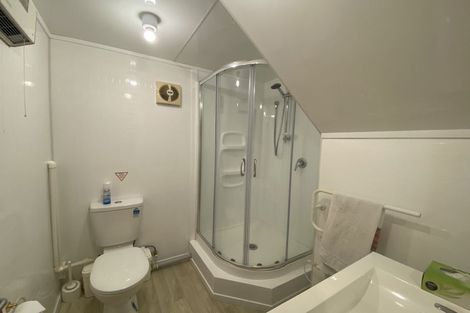 Photo of property in 6 Regal Place, Forrest Hill, Auckland, 0620