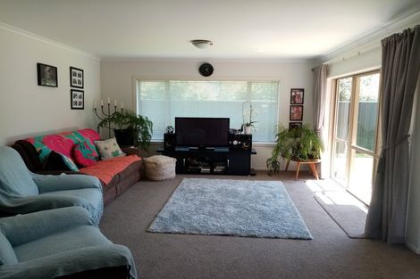 Photo of property in 58/64 Kawaha Point Road, Kawaha Point, Rotorua, 3010