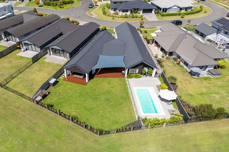 Photo of property in 95 Awataha Crescent, Pyes Pa, Tauranga, 3110