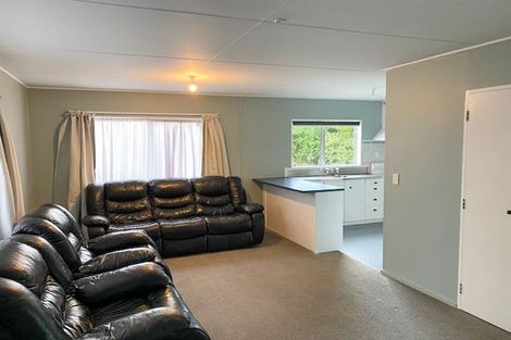 Photo of property in 16 Tasman Crescent, Carterton, 5713