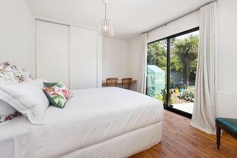 Photo of property in 69a Beachville Road, Redcliffs, Christchurch, 8081