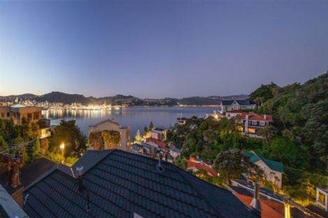 Photo of property in 7 Wilkinson Street, Oriental Bay, Wellington, 6011