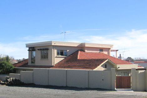 Photo of property in 1 Woodstock Road, Fairfield, Hamilton, 3214