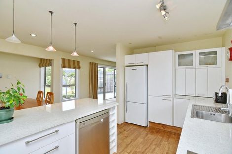 Photo of property in 4 Mcfaddens Road, St Albans, Christchurch, 8052