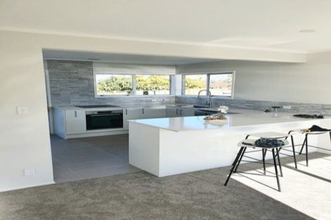 Photo of property in 1/166 Pigeon Mountain Road, Half Moon Bay, Auckland, 2012