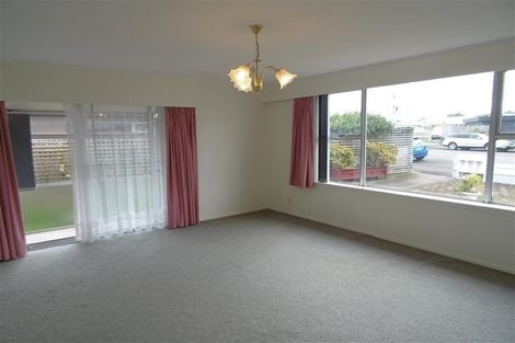 Photo of property in 42a Sackville Street, Fitzroy, New Plymouth, 4312