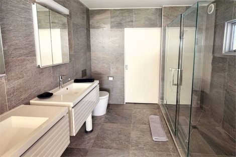 Photo of property in 25 Inanga Lane, Omaha, 0986