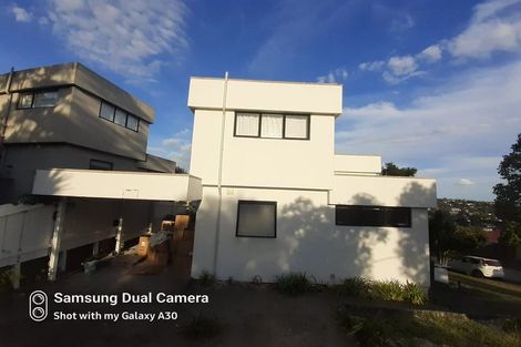 Photo of property in 1/2 Valecrest Place, Bayview, Auckland, 0629