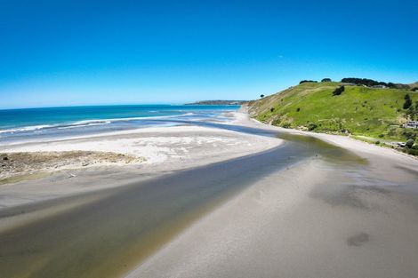 Photo of property in 176 Mahia East Coast Road, Mahia, 4198