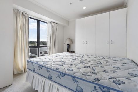 Photo of property in The Rennaissance, 4g/18 Ronwood Avenue, Manukau, Auckland, 2104