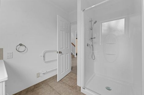 Photo of property in 5 Natasha Lane, Henderson, Auckland, 0612