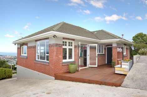 Photo of property in 61 Forfar Street, Clyde Hill, Dunedin, 9011