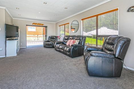 Photo of property in 108 Tuna Place, Onemana, Whangamata, 3691