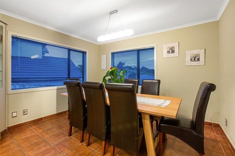 Photo of property in 6 Aotea Drive, Aotea, Porirua, 5024